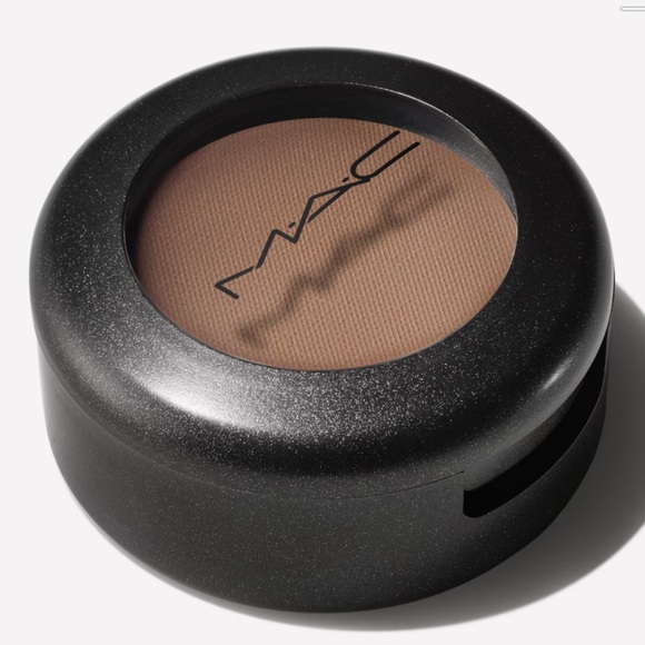 List 2 - MAC Eyeshadow in Brun, 0.05 oz (1.5 g) - Versatile Brown Shade. - Picture 4 of 6